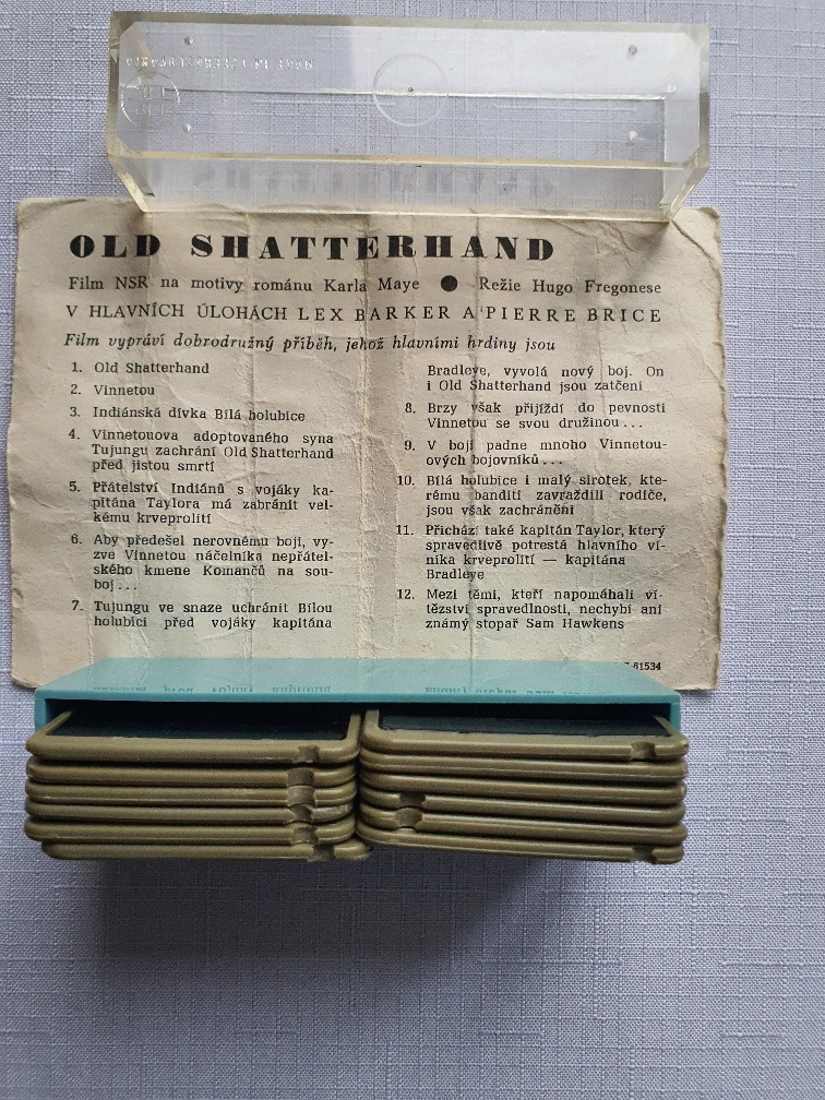 Dětský diaprojektor a příslušenství - 6