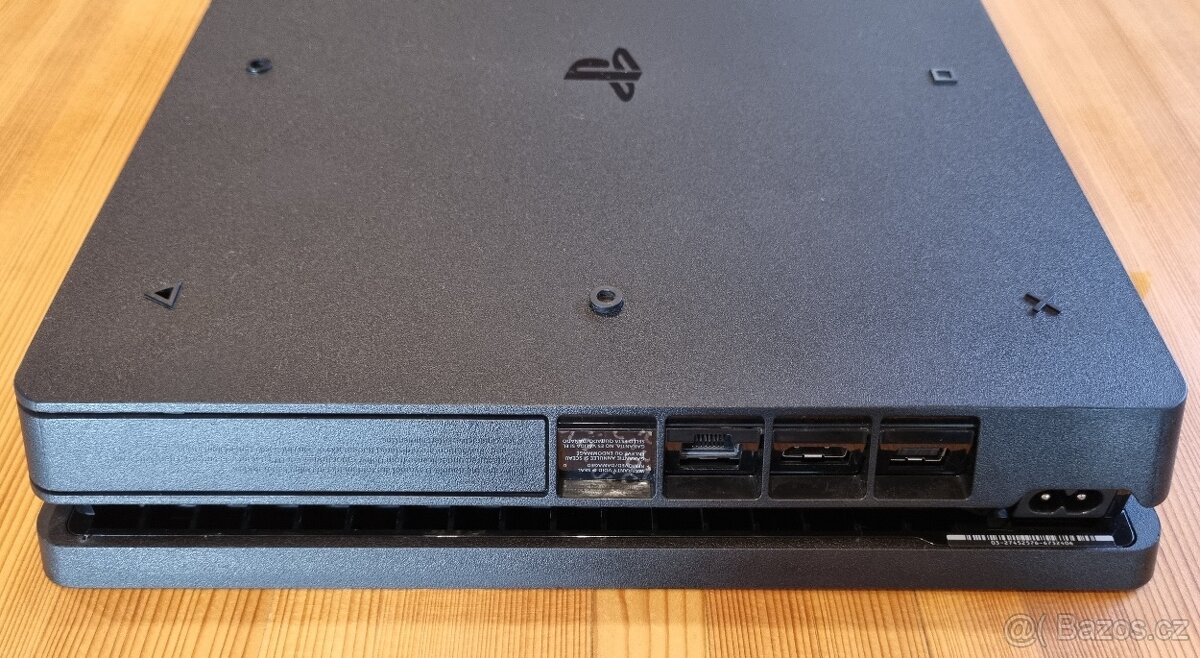 Playstation 4 Slim 1TB - 6