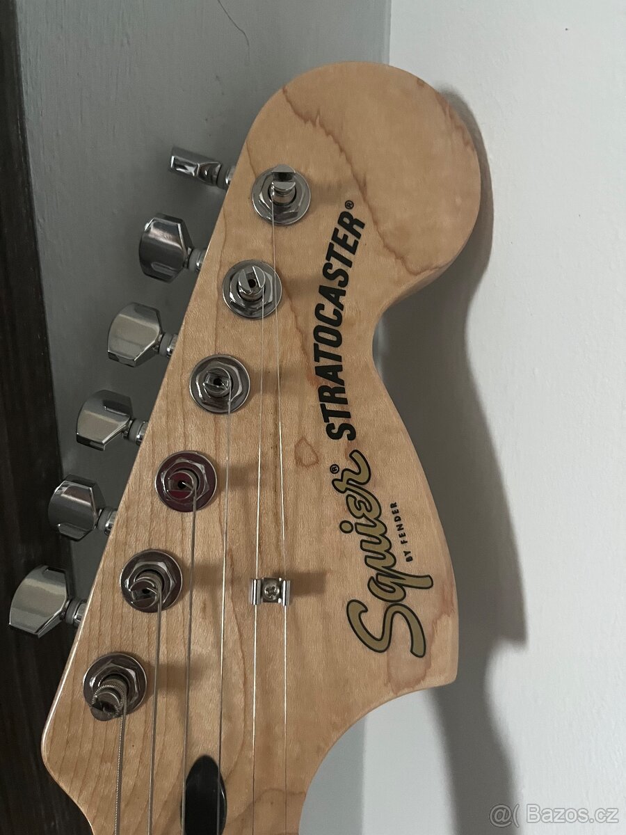 Prodám Fender Squier Affinity Series Stratocaster MN OW - 6