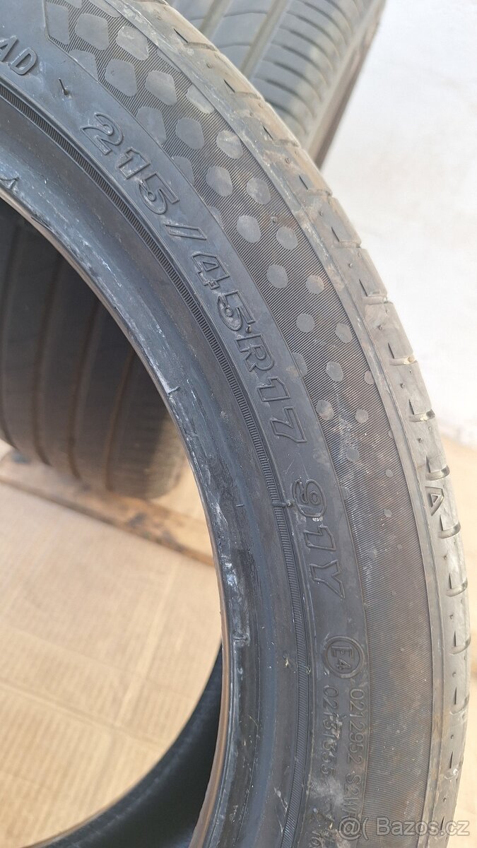 2ks letní pneu Maxxis 215/45 R17 6+mm - 6