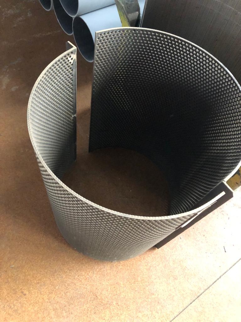 DĚROVANÉ PLECHY - 6