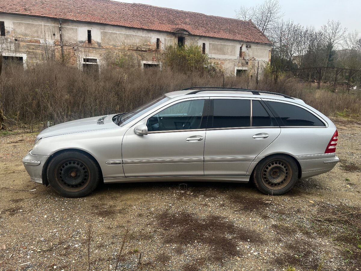 Mercedes-Benz C320 W203 (2002) – 6V - 6