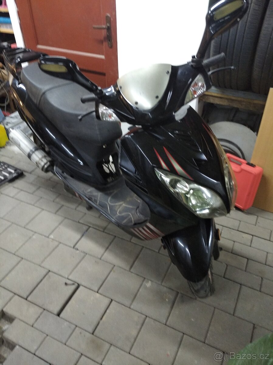 Skútr baotian 50 bez tp na díly pole stavbu přestavbu - 6