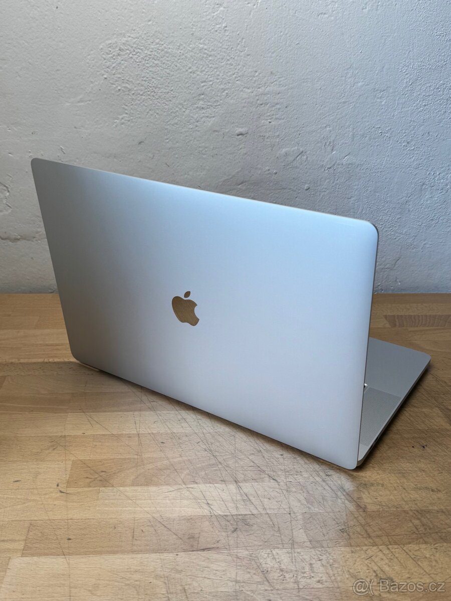 MacBook Pro 16” 2019 CTO /16GB RAM/i7/512GB SSD/Záruka - 6