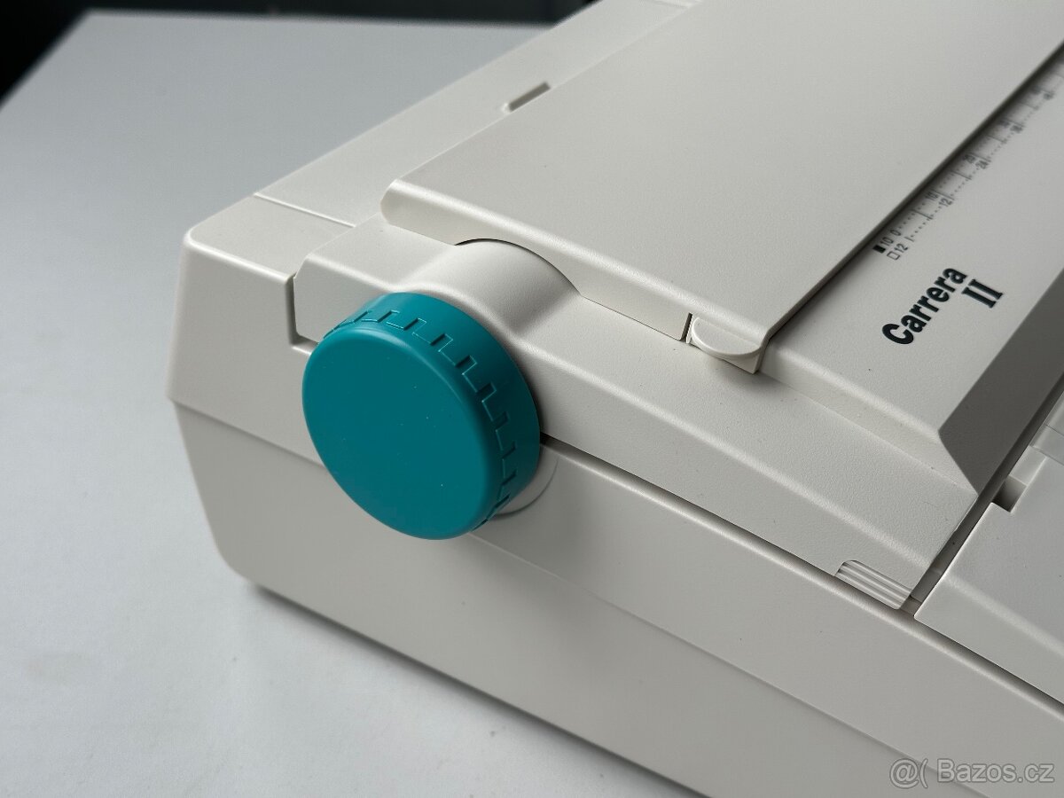 Elektrický psací stroj Olympia Carrera II - 6