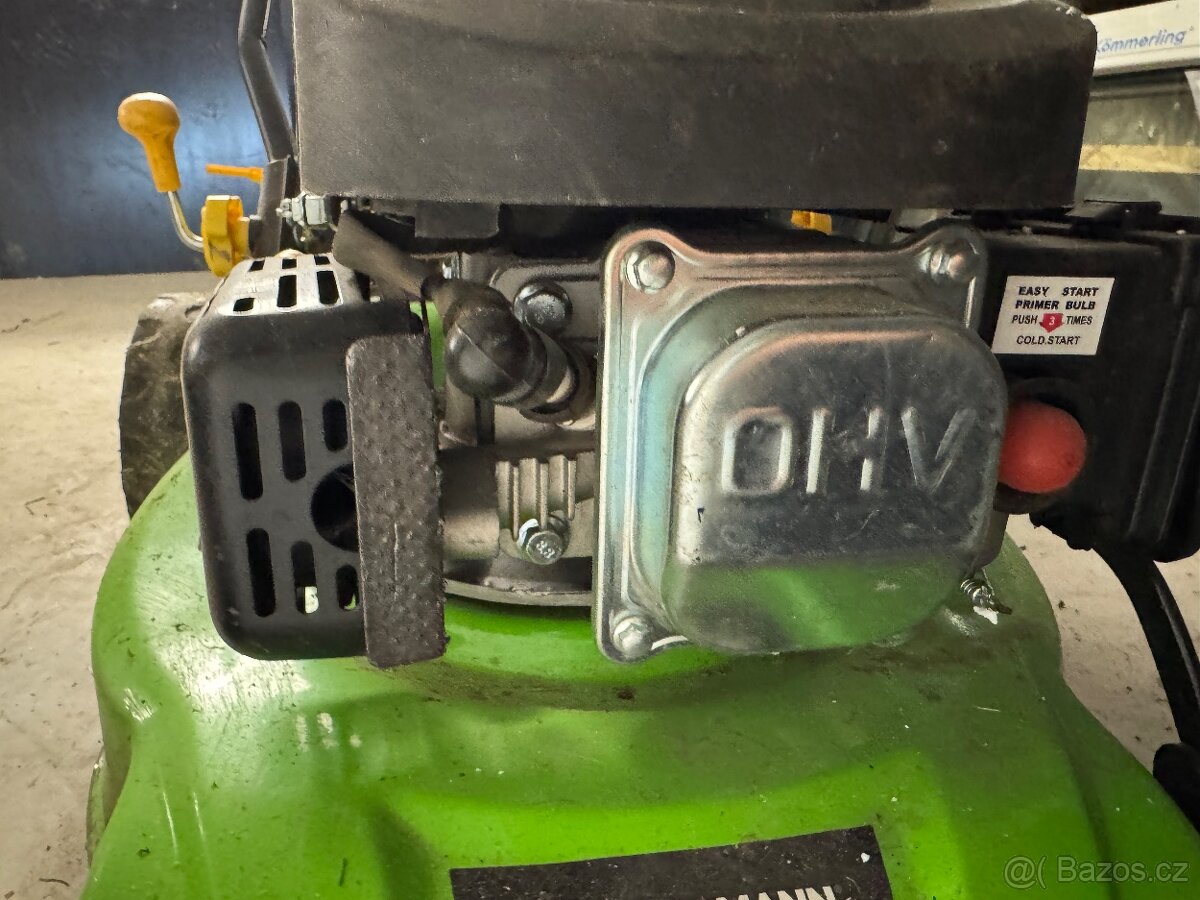 Benzinova sekačka s pojezdem - 6