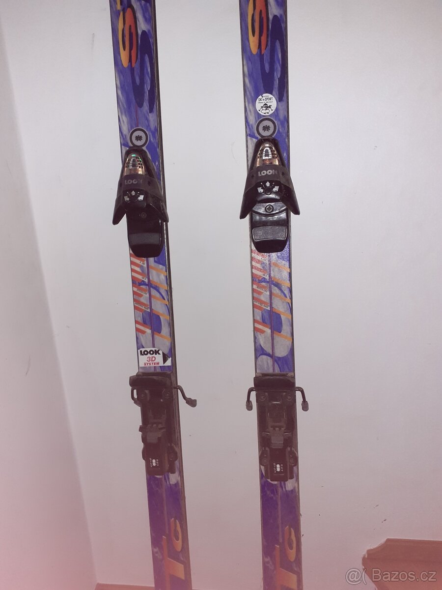 Retro  hokejky ,lyže  Fischer  blizzard, běžky - 6