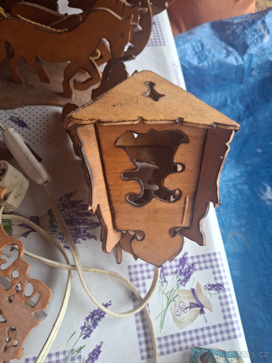 Retro dřevěné hodiny, lampy atd. - 6