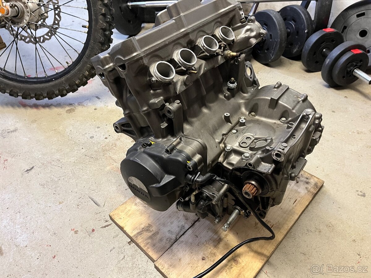 Díly Honda Hornet 600 - 6