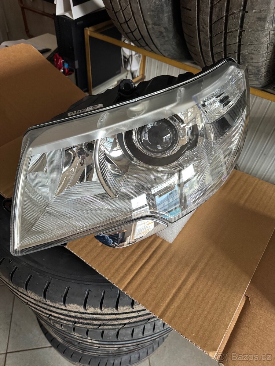 Škoda Superb světlo - 6