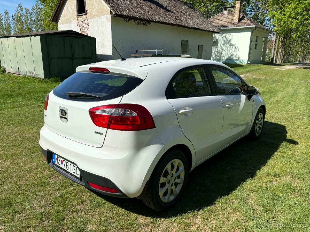 Kia Rio 1.4 CRDi EX - 6