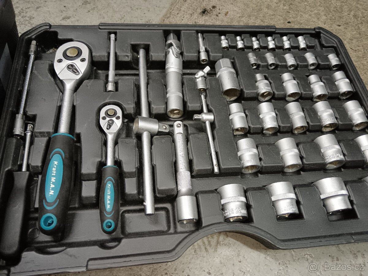 Kufr s 257 díly nářadí - 6