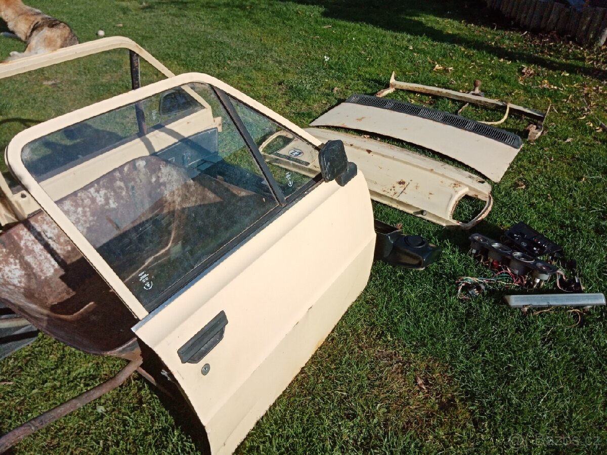 Škoda 120 L - díly - 6