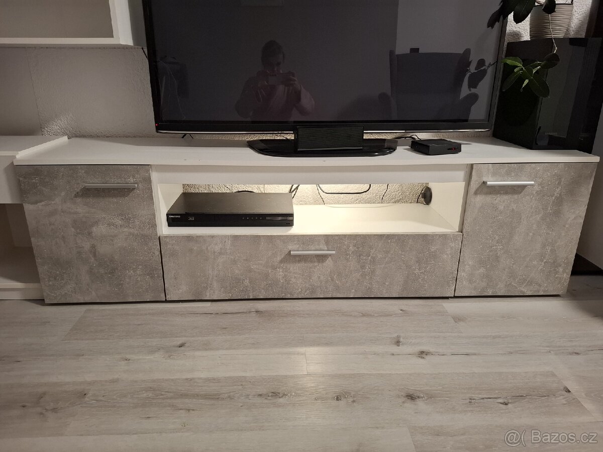 Obývací stěna - 6