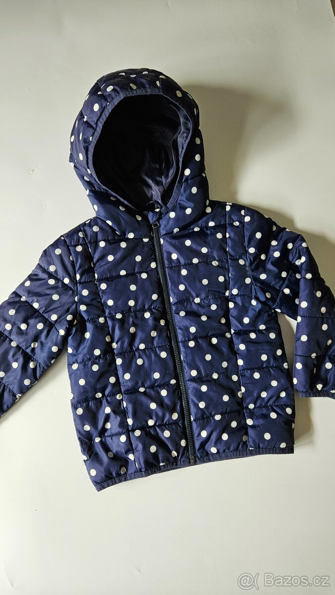 Puntíkovaná jarní bunda s kapucou - vel. 104 - 6