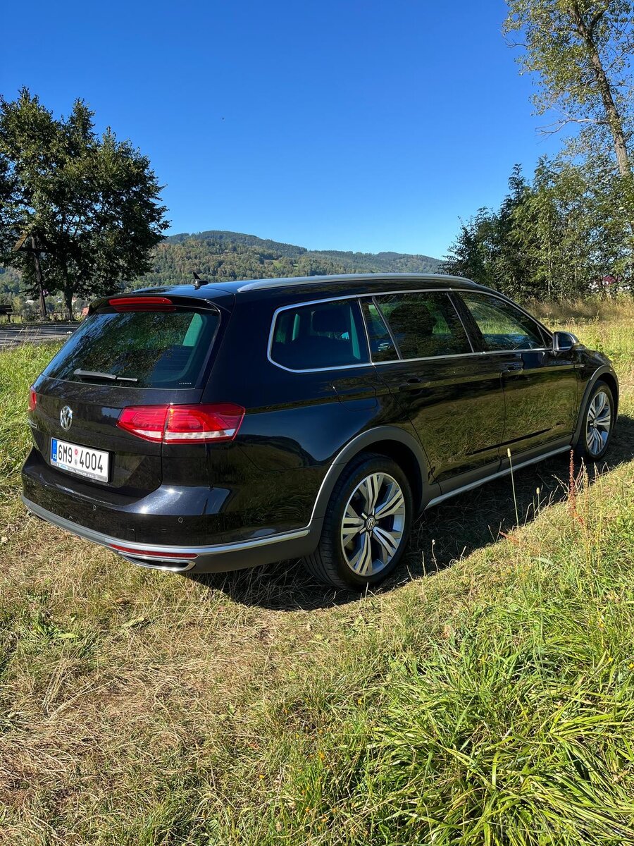 VW Passat Alltrack - 6