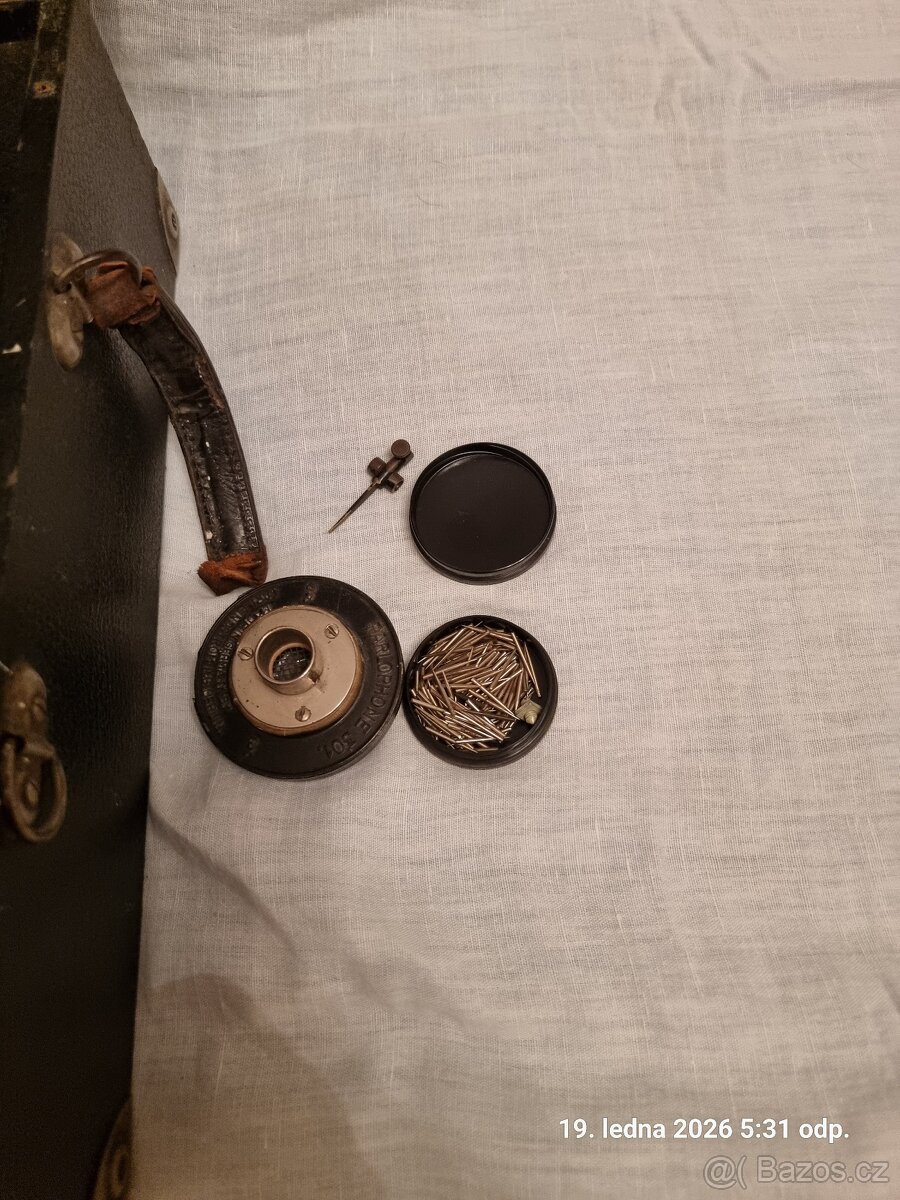 Gramofón Parlophone - 6