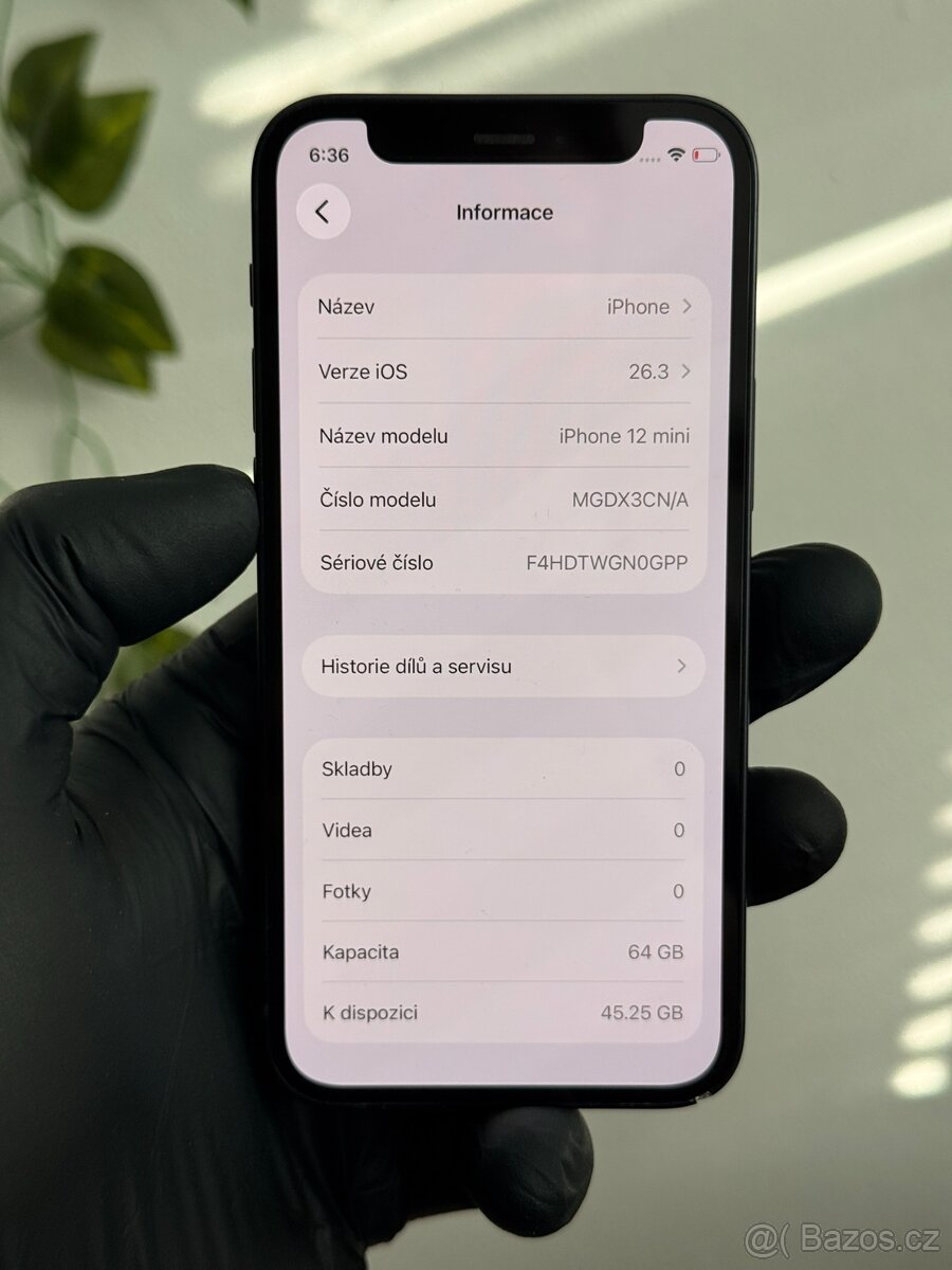 iPhone 12 mini 64GB černý - 100% baterie - 6