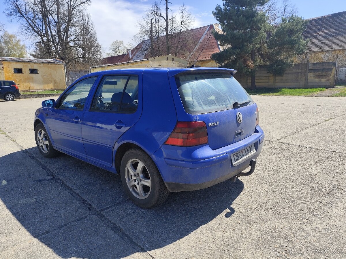 Golf IV 1.6 - 6