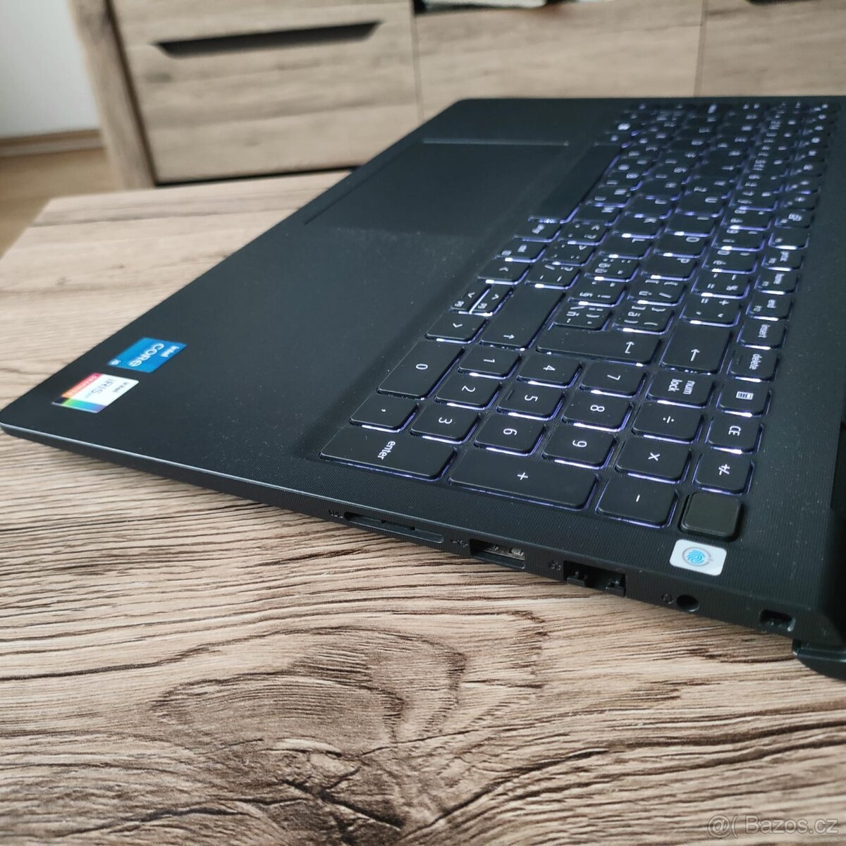 Dell Vostro 3520-15.6"IPS FHD/ Intel i5 12th/ 16GB RAM/512G - 6