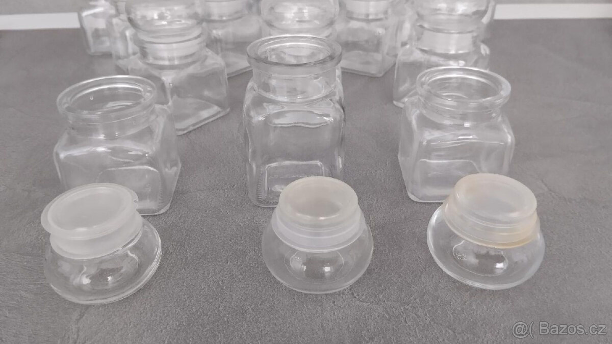 NÁDOBY NA KOŘENÍ/KOŘENKY SKLO - 6