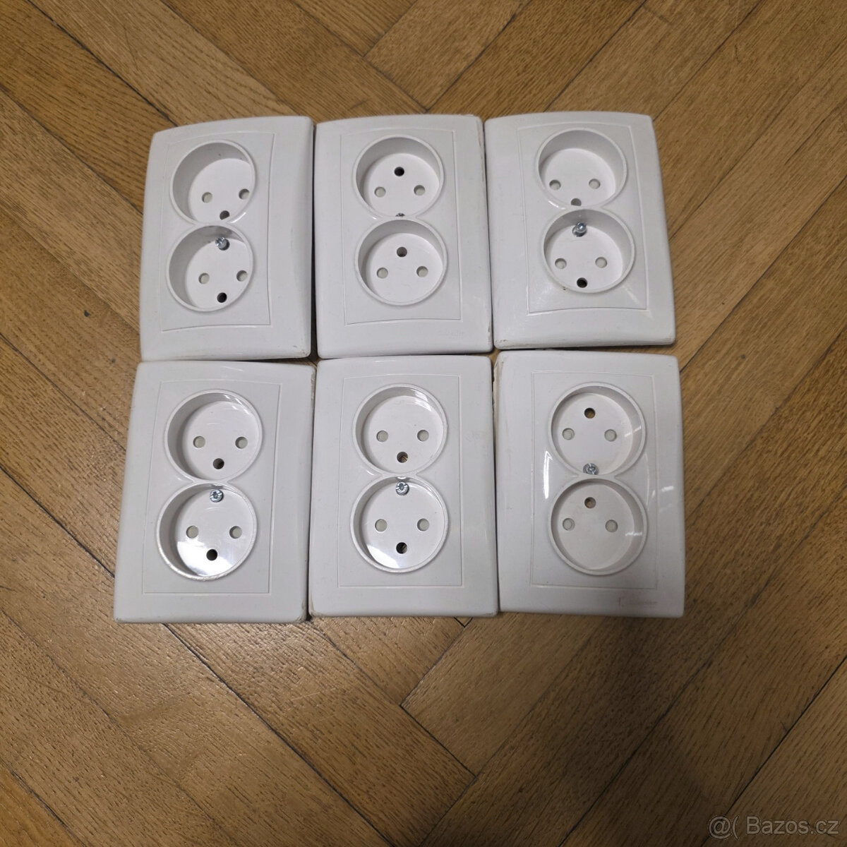 Komponenty pro elektr. kompletaci v RD (2. část fotek) - 6