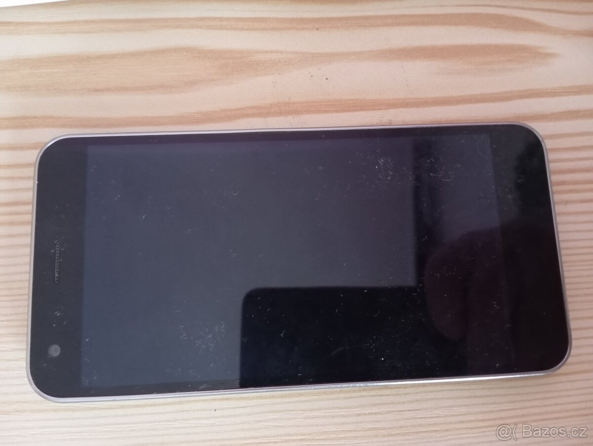 Telefony a tablety - 6