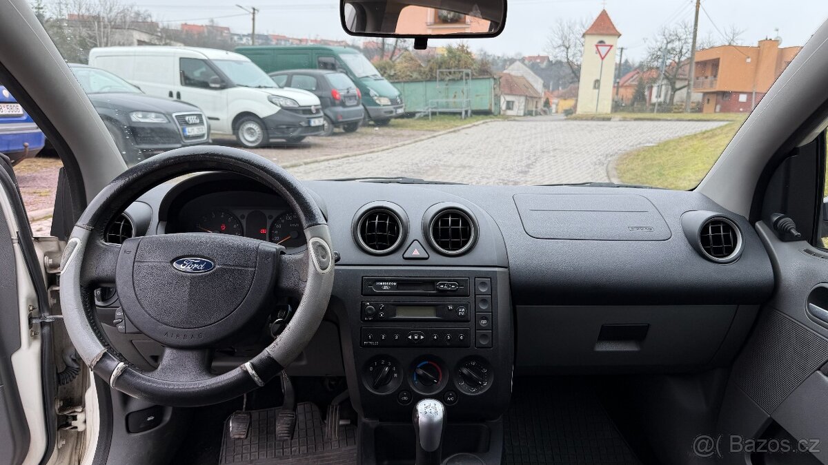 Ford Fiesta 1.3i 2003 Nová STK - 6