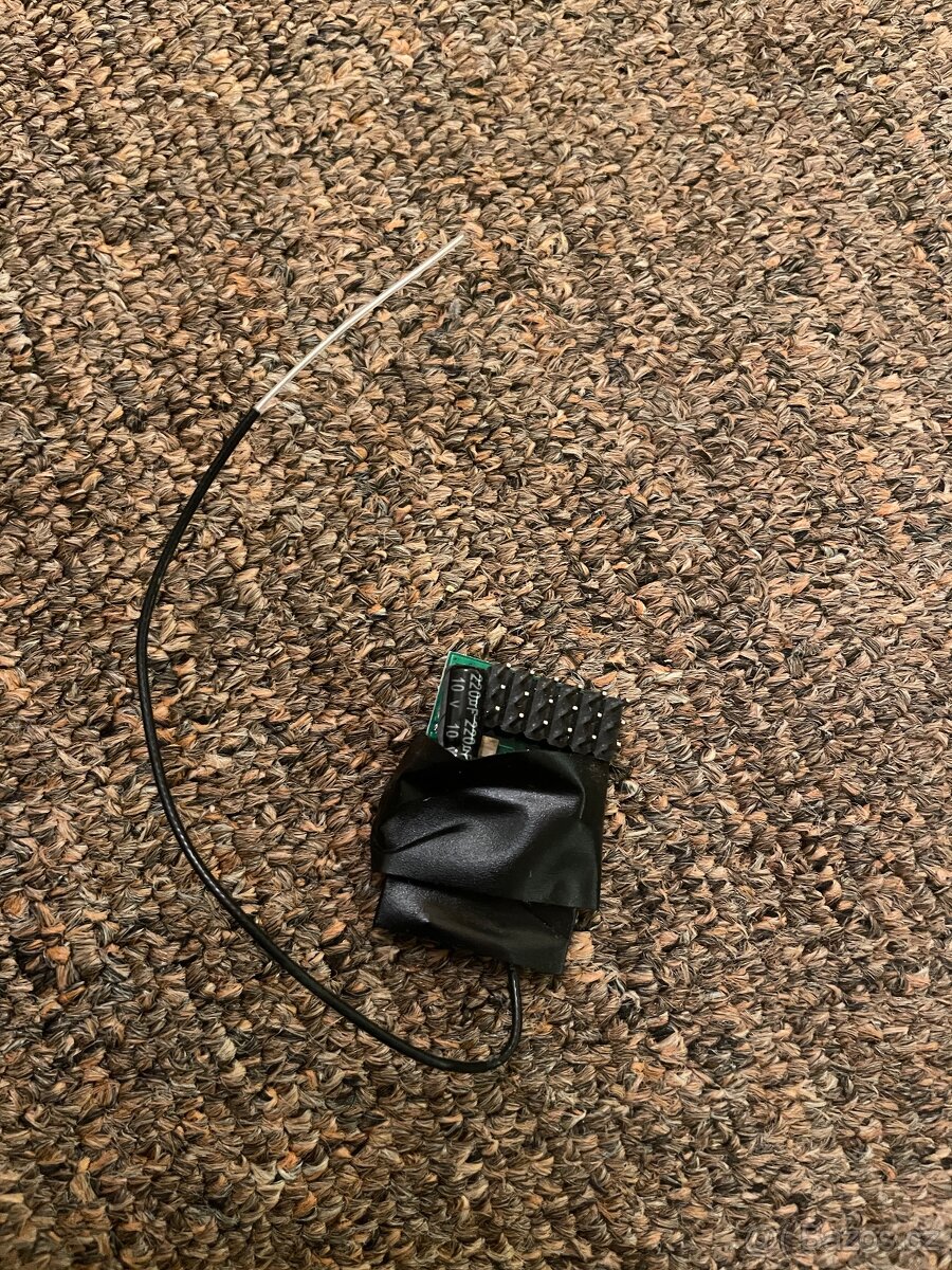 Vysílačka Cadet pro V4 - 6