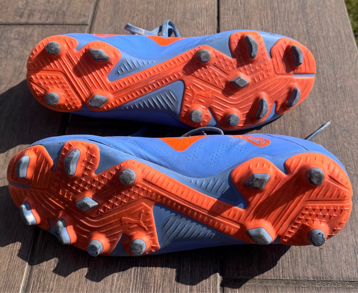 kopačky Puma FUTURE (vel.EUR 41) + chrániče NIKE - 6