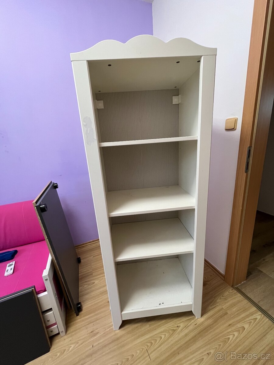 Dětský set dvou bílých, okrasných skříní - 6