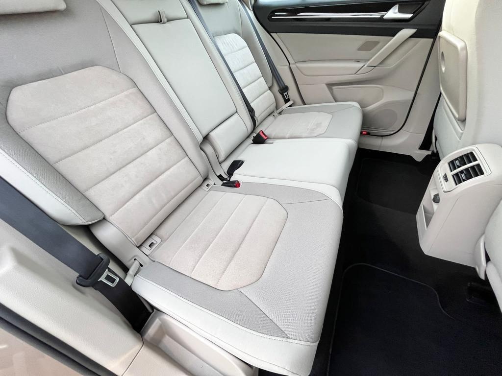 VW Golf Sportsvan 2.Tdi 110kw - 6