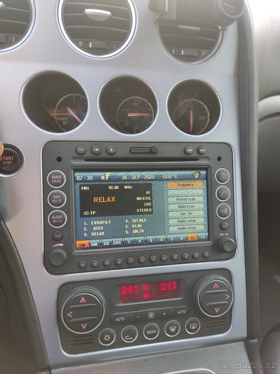 Alfa romeo Brera 2.4jtd - 6