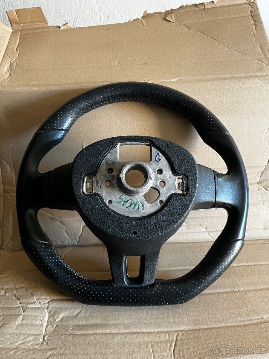 Originální multifunkční volant VW Scirocco + airbag, kůže - 6