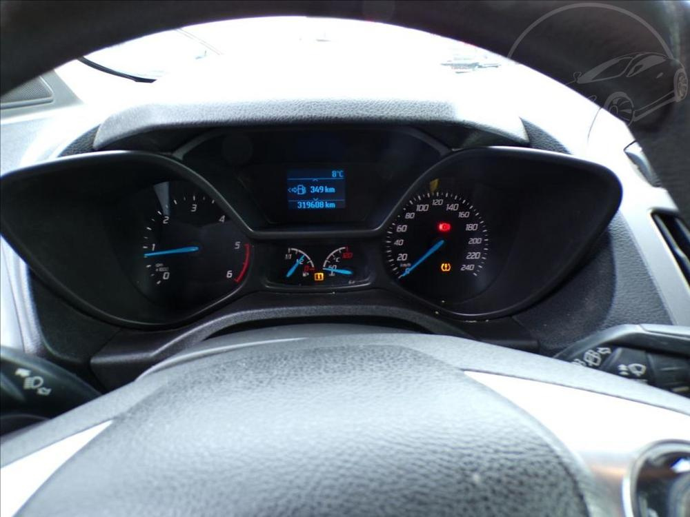 Ford Transit Connect 1,6 TDCI TAŽNÉ ZAŘÍZENÍ-DPH - 6