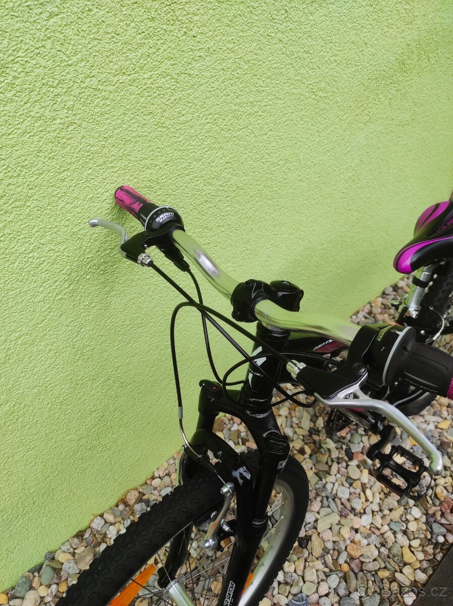 Značkové dětské kolo SPECIALIZED 24" (černá/fialová) - 6