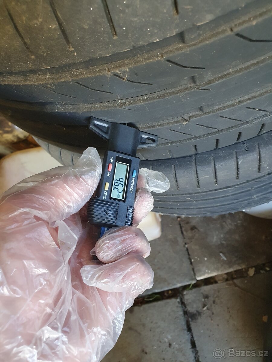 pneu 23545r17 continental - 6