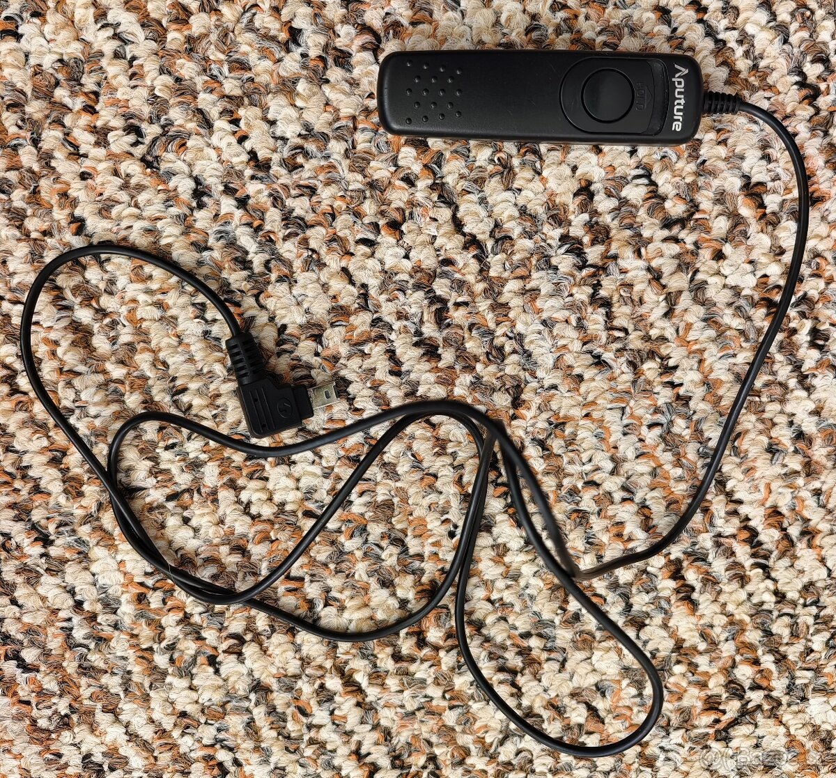 Nikon D5600 + příslušenství - 6