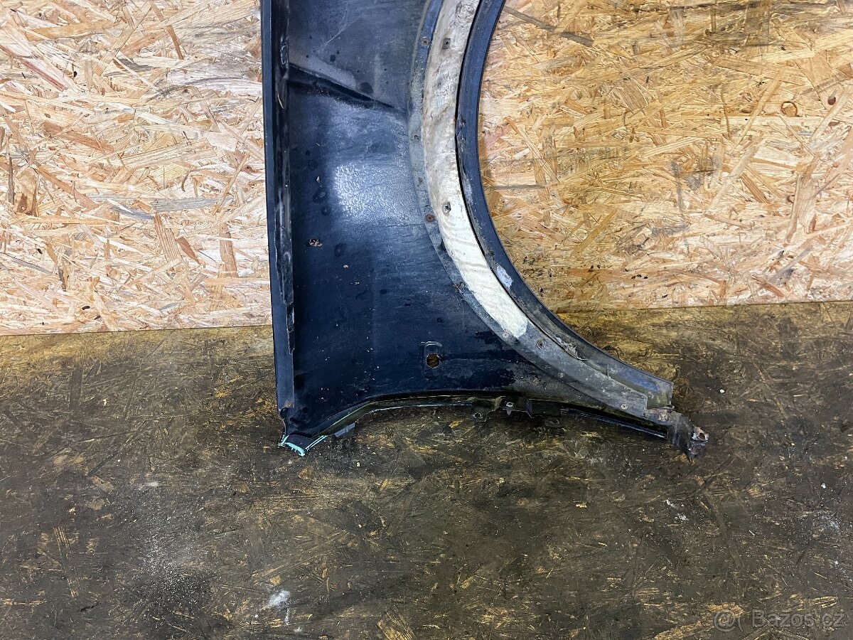 LEVÝ PŘEDNÍ BLATNÍK AUDI A6 C5 ALLROAD - 6