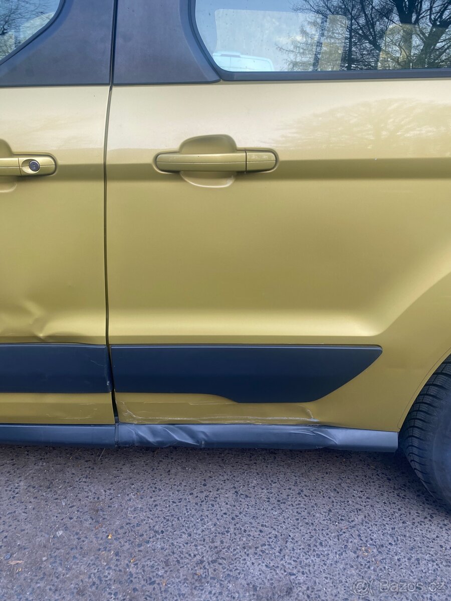 Ford Tourneo Connect - 6