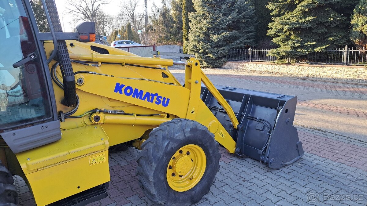 Traktorbagr Komatsu WB93R - 6