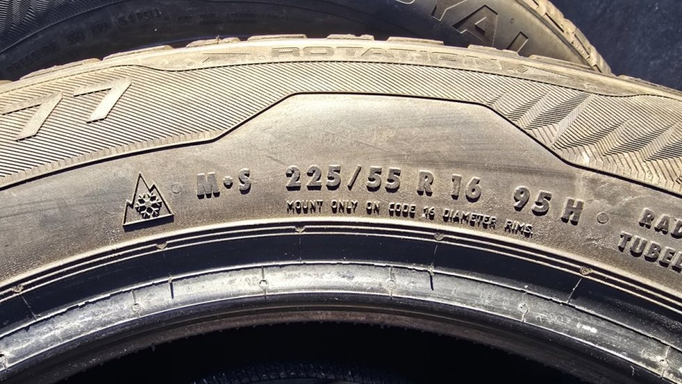 Zimní pneu 225/55/16 Uniroyal - 6