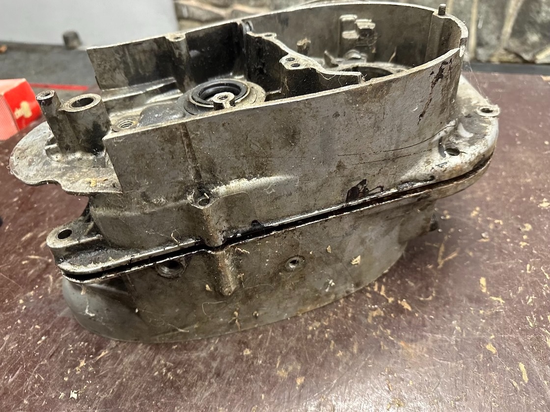 Predám BLOKY MOTORU kártery JAWA ČZ 125/453 - 6