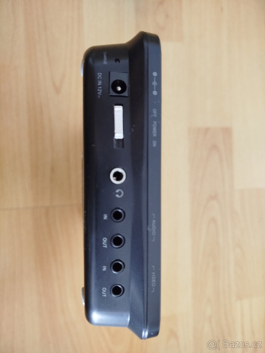 Přenosný LCD televizor Sencor SPV 6712T - 6