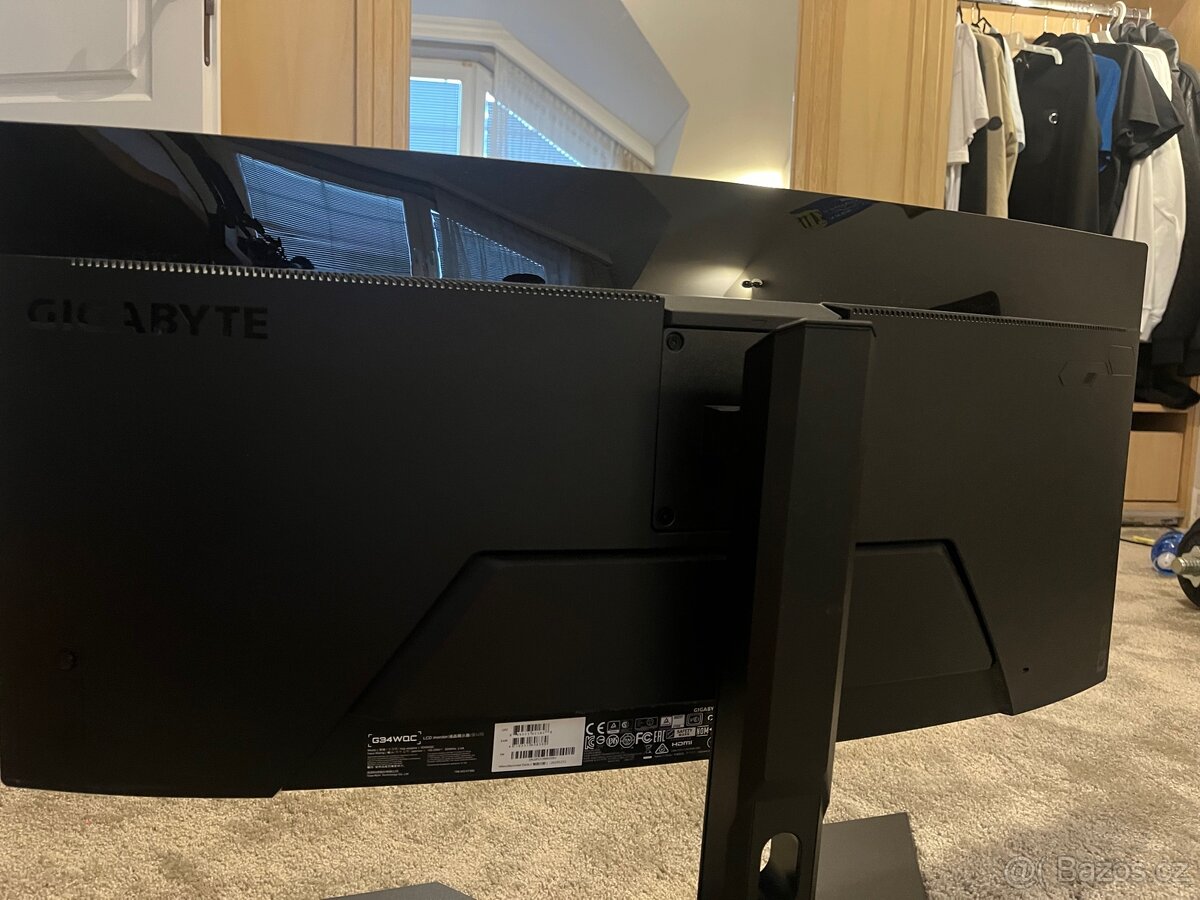 prodám svůj herní monitor GIGABYTE G34WQC - 6