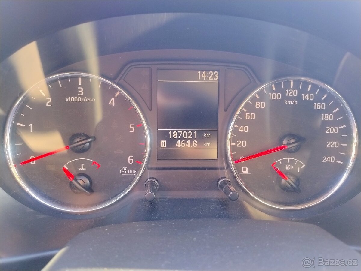 Prodám Nissan X-trail - 6