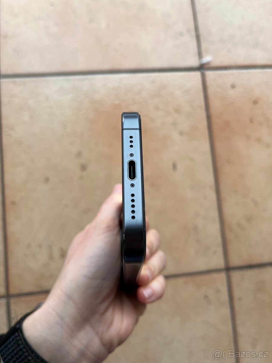 Apple IPhone 15 Pro 256GB - 6