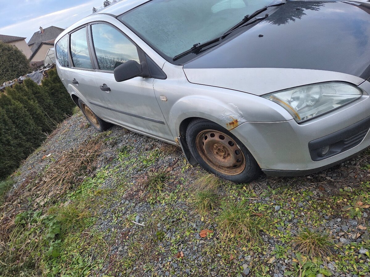 Ford focus 1.6 tdci - 6
