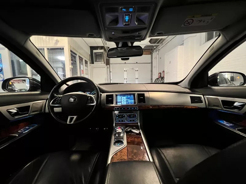 JAGUAR XF 3.0 TD EDITION 2013 - 6