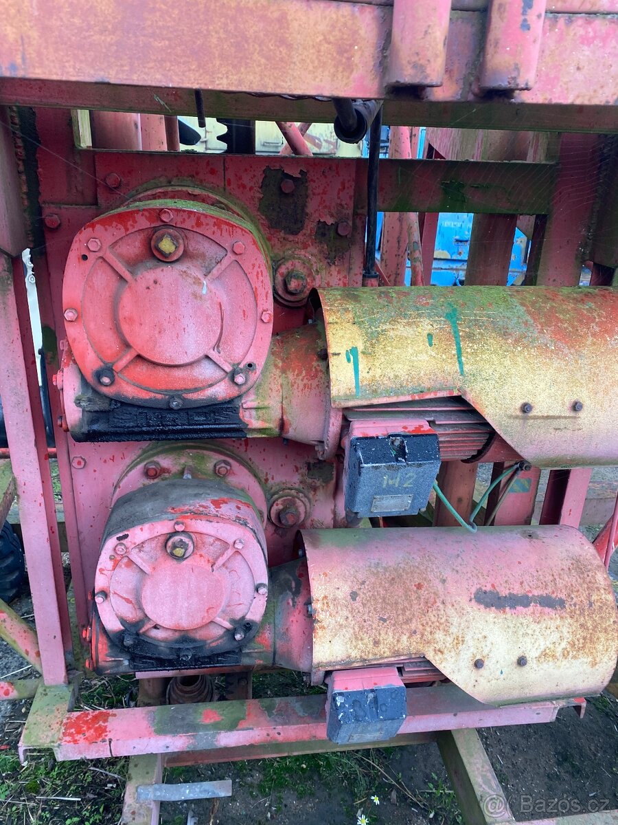 Pracovní plošina Stros - 6